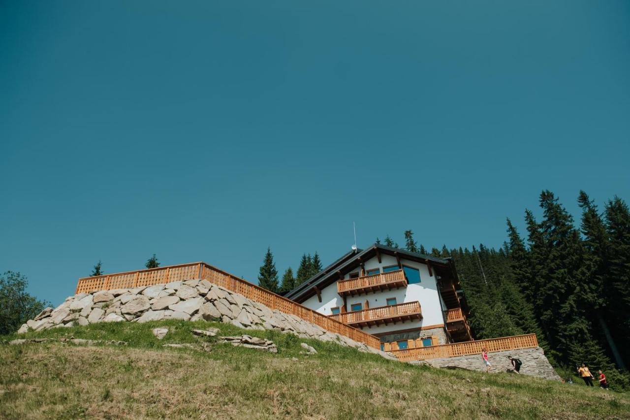 Cabana Fantanele Ceahlău エクステリア 写真